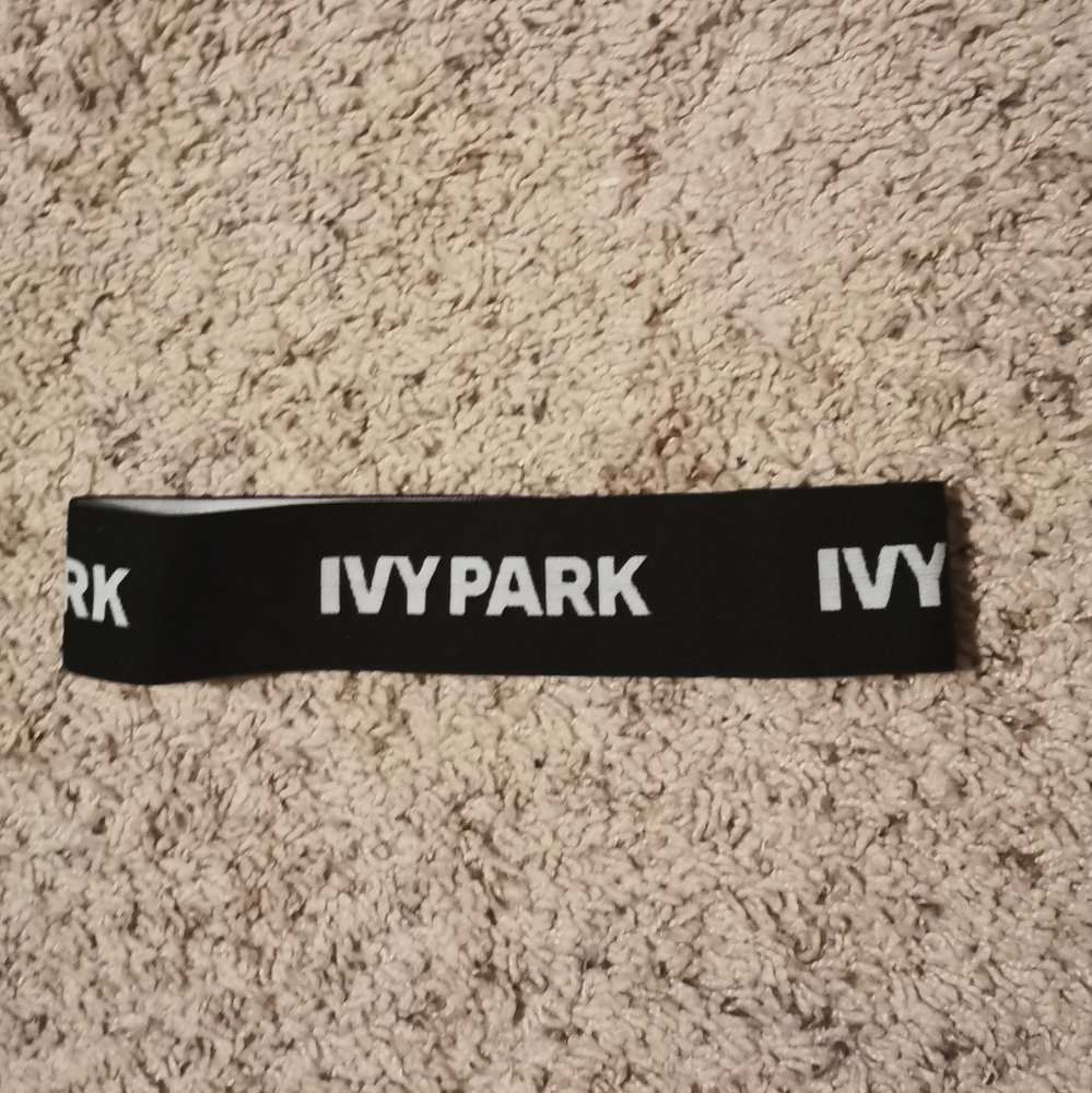 Ivy Park headband
